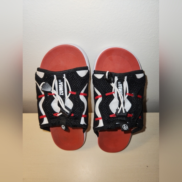 ZUMBA Slides- Convention 2020. SZ-7  Rare. - Picture 2 of 3